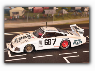 Carrera_Digital_132_30579_Porsche 935-78_Moby_Dick_Joest_Racing_DRM_Nuerburgring_1981.jpg